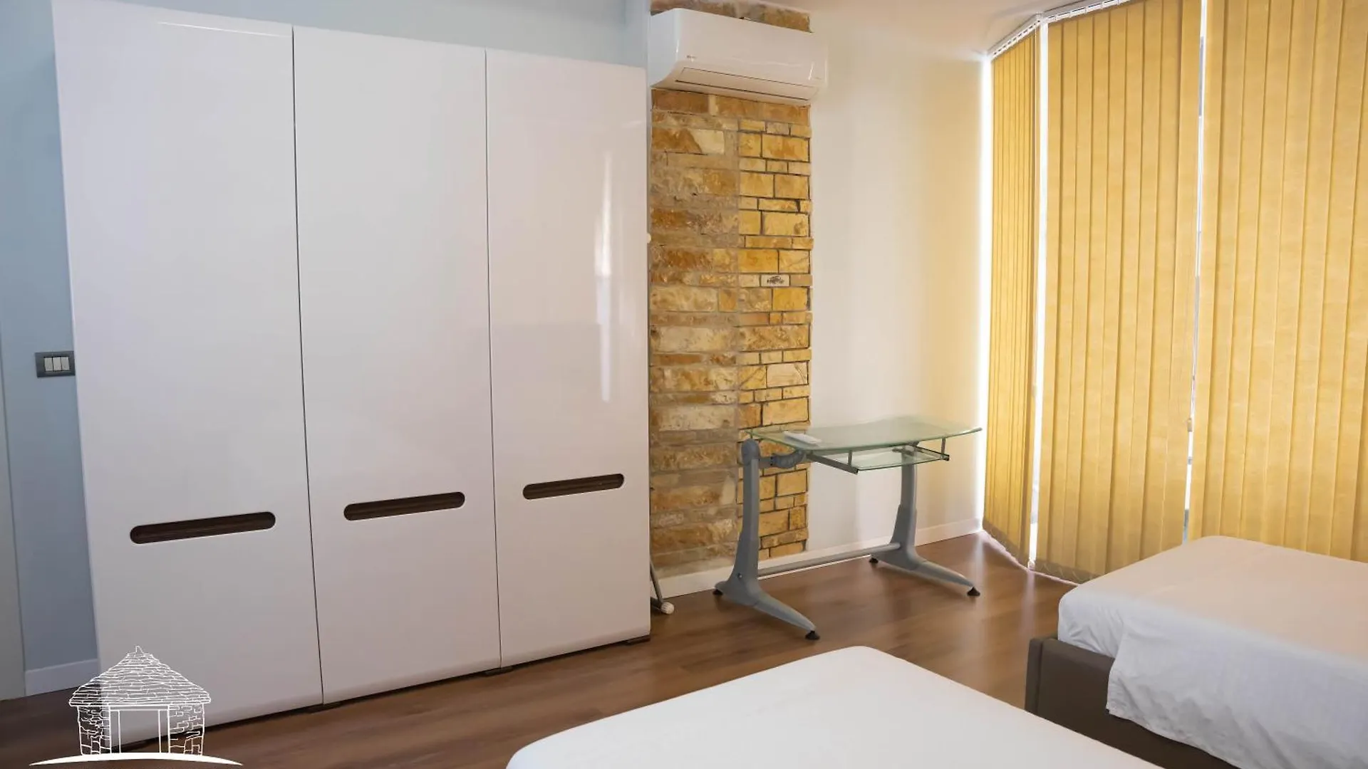 Agron'S Suite Tirana Apartment