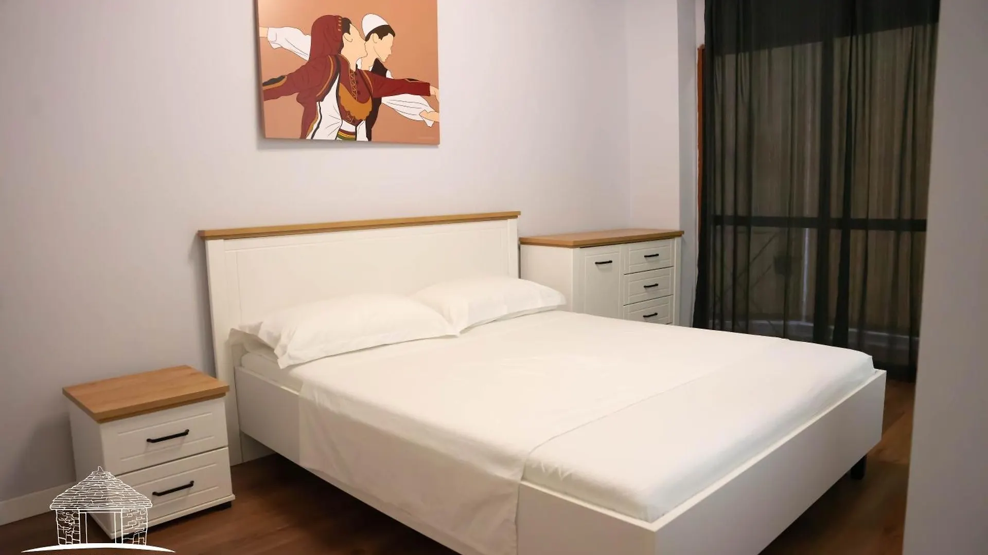 Agron'S Suite Tirana Lägenhet